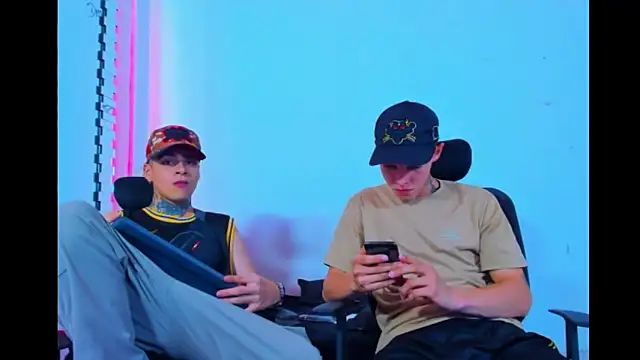 Snapshot of HOT_boy2025 chatting on September 9, 2025, 1:49 am HOT boy2025 online show from September 9, 2025, 1:49 am