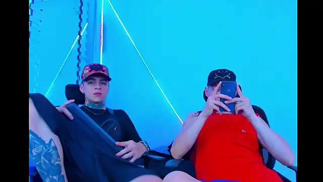 Snapshot of HOT_boy2025 chatting on September 12, 2025, 4:07 pm HOT boy2025 online show from September 12, 2025, 4:07 pm