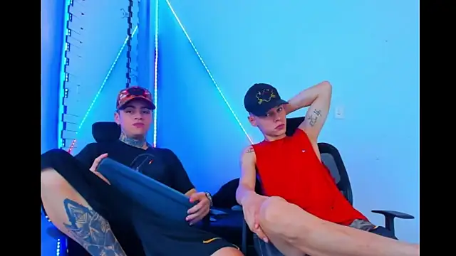 Snapshot of HOT_boy2025 chatting on September 16, 2025, 6:47 am HOT boy2025 online show from September 16, 2025, 6:47 am