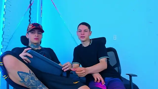 Snapshot of HOT_boy2025 chatting on September 27, 2025, 11:37 am HOT boy2025 online show from September 27, 2025, 11:37 am