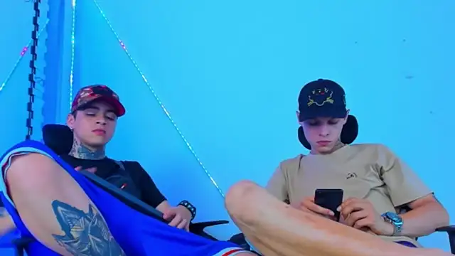 Snapshot of HOT_boy2025 chatting on October 4, 2025, 11:03 pm HOT boy2025 online show from October 4, 2025, 11:03 pm