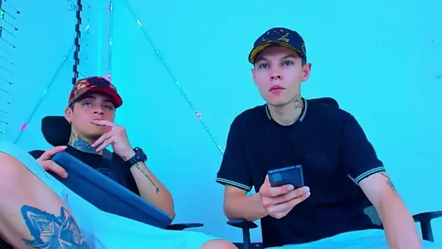 Snapshot of HOT_boy2025 chatting on October 6, 2025, 6:49 pm HOT boy2025 online show from October 6, 2025, 6:49 pm