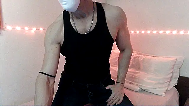 Snapshot of Alexx_Fit023 chatting on January 8, 2025, 9:34 pm Alexx Fit023 online show from January 8, 2025, 9:34 pm