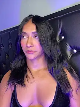 Snapshot of mailyreid chatting on October 28, 2025, 2:48 am mailyreid online show from October 28, 2025, 2:48 am