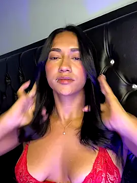 Snapshot of mailyreid chatting on November 14, 2025, 8:24 am mailyreid online show from November 14, 2025, 8:24 am