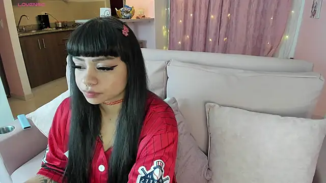 Snapshot of zoesullivan chatting on January 2, 2025, 9:43 am zoesullivan online show from January 2, 2025, 9:43 am