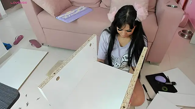 Snapshot of zoesullivan chatting on January 7, 2025, 1:14 pm zoesullivan online show from January 7, 2025, 1:14 pm