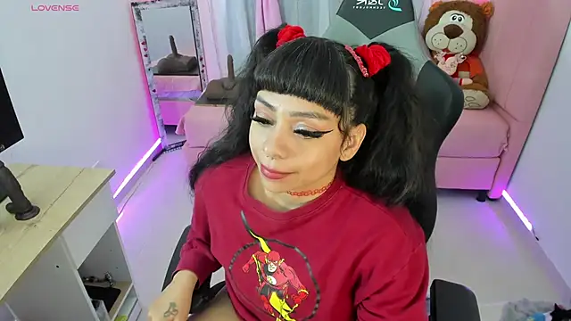 Snapshot of zoesullivan chatting on January 23, 2025, 1:02 pm zoesullivan online show from January 23, 2025, 1:02 pm