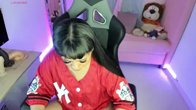 Snapshot of zoesullivan chatting on March 20, 2025, 10:10 am zoesullivan online show from March 20, 2025, 10:10 am