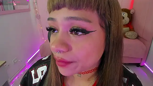 Snapshot of zoesullivan chatting on September 17, 2025, 2:52 pm zoesullivan online show from September 17, 2025, 2:52 pm