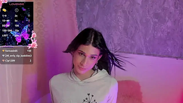 Mara friendboy699 online show from December 12, 2024, 11:03 pm