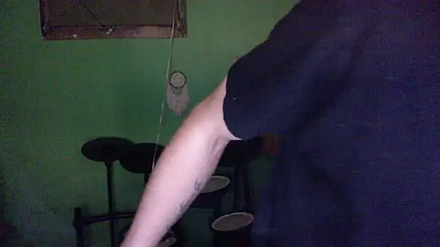 savage daddyy online show from February 3, 2025, 9:41 am