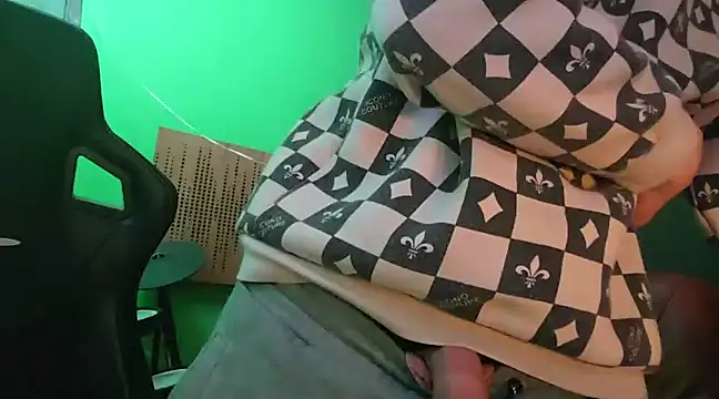 savage daddyy online show from February 9, 2025, 4:29 pm