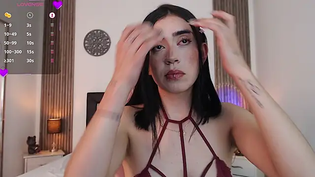 Snapshot of Julieta_De_Los_Angeles chatting on December 23, 2024, 8:57 pm Julieta De Los Angeles online show from December 23, 2024, 8:57 pm