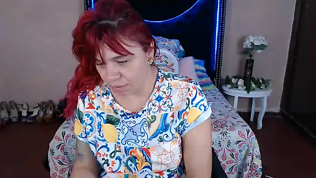 Snapshot of VioletaaaSlave chatting on July 14, 2026, 12:00 pm VioletaaaSlave online show from July 14, 2026, 12:00 pm