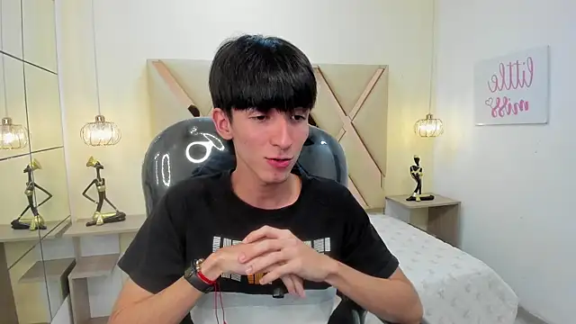 Snapshot of Jake_evans chatting on October 6, 2025, 3:59 am Jake evans online show from October 6, 2025, 3:59 am