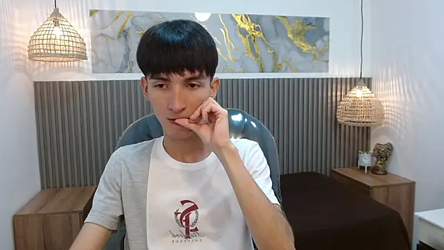 Snapshot of Jake_evans chatting on October 31, 2025, 1:01 pm Jake evans online show from October 31, 2025, 1:01 pm