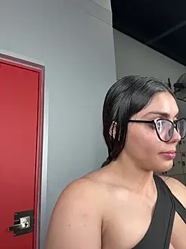 zui lu online show from March 2, 2025, 7:21 am