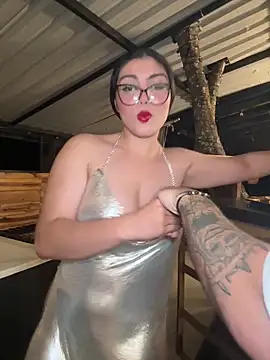 zui lu online show from March 23, 2025, 4:38 am