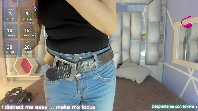 sophia ny online show from December 15, 2025, 2:10 pm