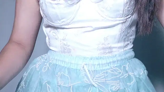 Aashika-Kaur online show from July 11, 2026, 4:04 am