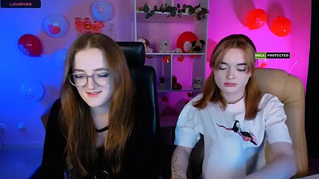 Snapshot of liana_kisses chatting on February 14, 2025, 8:48 pm liana kisses online show from February 14, 2025, 8:48 pm