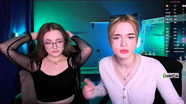 Snapshot of liana_kisses chatting on March 3, 2025, 8:21 pm liana kisses online show from March 3, 2025, 8:21 pm