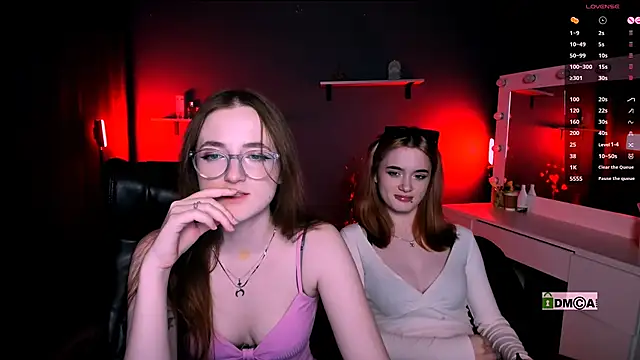 Snapshot of liana_kisses chatting on March 4, 2025, 11:32 pm liana kisses online show from March 4, 2025, 11:32 pm