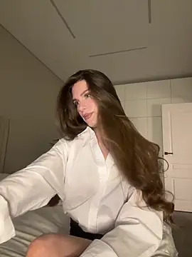 WildOrchid online show from October 2, 2025, 8:16 pm