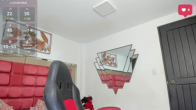 BarbaraKnox  online show from July 27, 2026, 6:15 pm