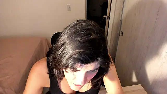 Snapshot of misstoya chatting on May 22, 2026, 3:02 am misstoya online show from May 22, 2026, 3:02 am