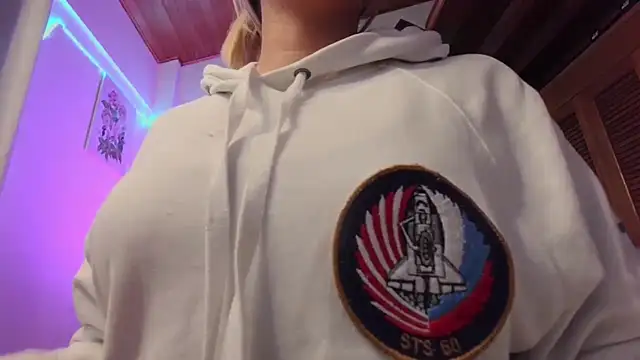 Paulina g3 online show from June 21, 2026, 5:48 pm