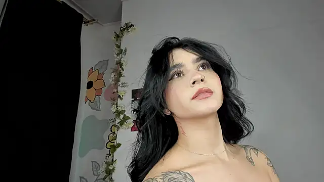 Snapshot of pamela__mar chatting on March 13, 2025, 11:27 pm pamela mar online show from March 13, 2025, 11:27 pm