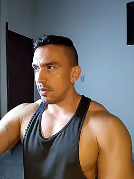 jhay-crux online show from September 17, 2025, 9:33 am