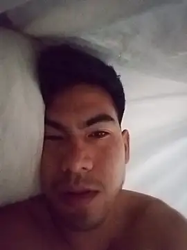 Snapshot of leyel00155 chatting on December 16, 2025, 11:48 am leyel00155 online show from December 16, 2025, 11:48 am