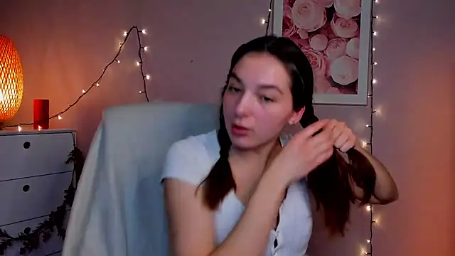 Snapshot of Meagn_Extasy chatting on December 27, 2024, 1:50 pm Meagn Extasy online show from December 27, 2024, 1:50 pm