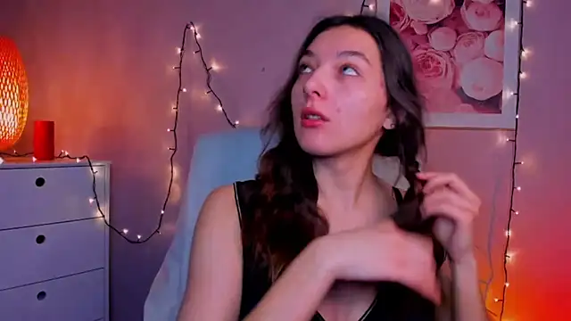 Snapshot of Meagn_Extasy chatting on January 17, 2025, 7:30 am Meagn Extasy online show from January 17, 2025, 7:30 am