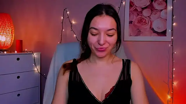 Snapshot of Meagn_Extasy chatting on January 19, 2025, 7:36 am Meagn Extasy online show from January 19, 2025, 7:36 am