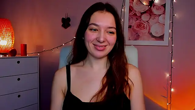 Snapshot of Meagn_Extasy chatting on February 21, 2025, 11:33 am Meagn Extasy online show from February 21, 2025, 11:33 am