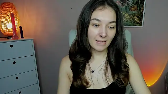 Snapshot of Meagn_Extasy chatting on October 6, 2025, 8:01 am Meagn Extasy online show from October 6, 2025, 8:01 am