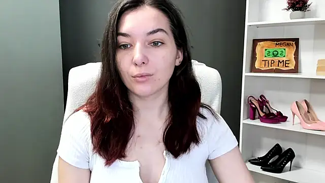 Meagn Extasy online show from June 26, 2026, 6:51 am