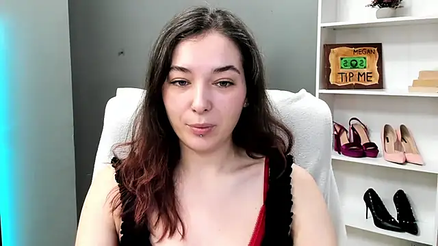 Meagn Extasy online show from July 28, 2026, 6:53 am