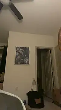 Snapshot of goldbuni chatting on December 7, 2024, 1:25 am goldbuni online show from December 7, 2024, 1:25 am