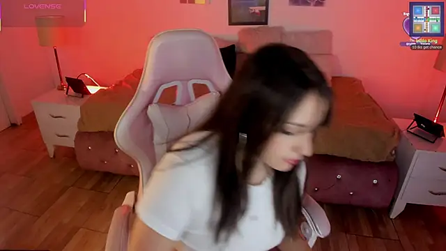 Snapshot of Violeta_dss chatting on October 4, 2025, 12:36 pm Violeta dss online show from October 4, 2025, 12:36 pm