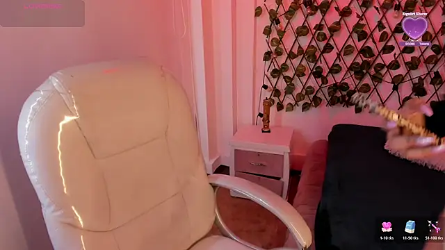 Snapshot of Violeta_dss chatting on November 3, 2025, 1:12 pm Violeta dss online show from November 3, 2025, 1:12 pm