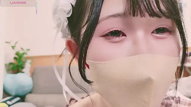 Snapshot of Conatsu chatting on March 2, 2025, 12:42 am Conatsu online show from March 2, 2025, 12:42 am