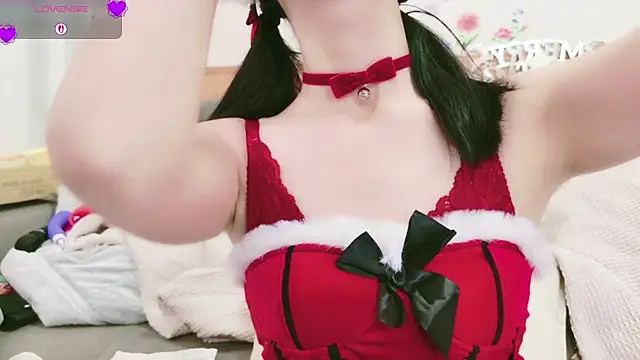 Snapshot of Conatsu chatting on December 21, 2025, 7:26 am Conatsu online show from December 21, 2025, 7:26 am