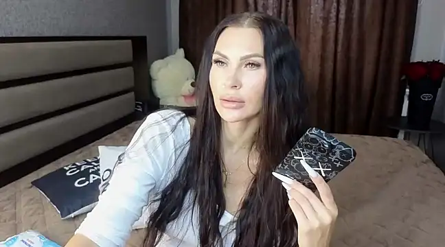 KimDavisBaby online show from March 11, 2025, 4:43 am