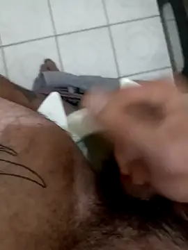 Snapshot of BigRastaFire chatting on January 17, 2025, 5:42 am BigRastaFire online show from January 17, 2025, 5:42 am