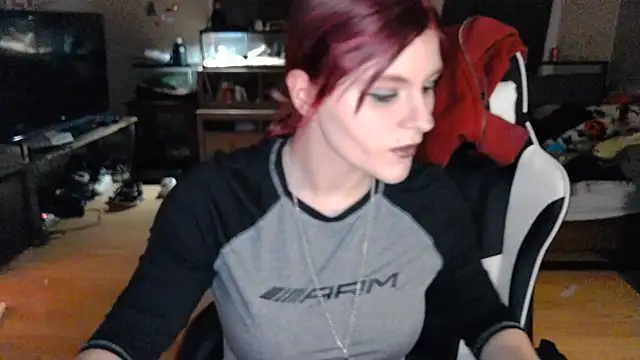 Elliewgfs online show from December 12, 2024, 1:43 am